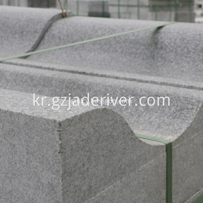 Natural Granite Road Side Shaped Decorative Border Stone